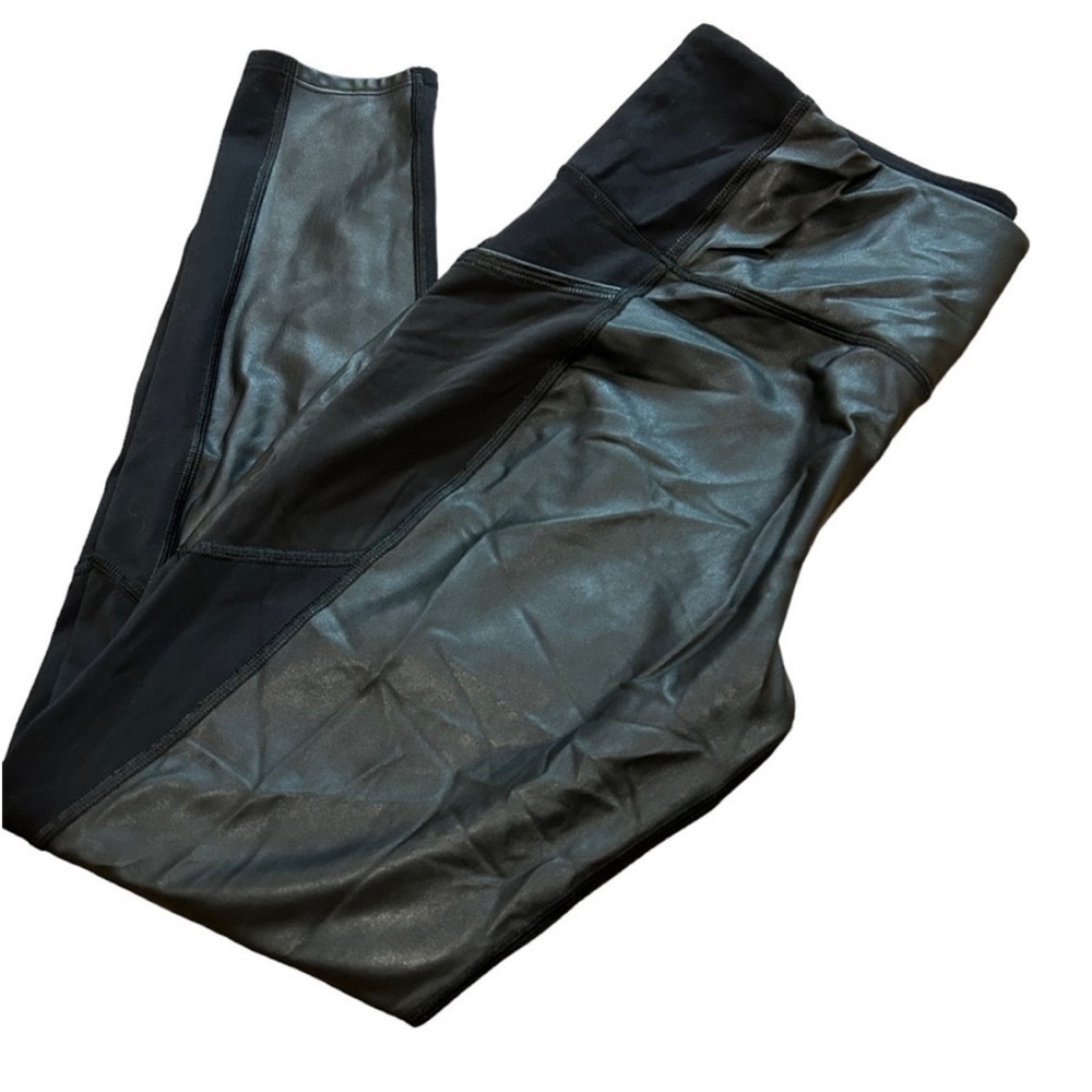 Athleta Gleam Chaturanga to Town Tight Black Faux Leather size large